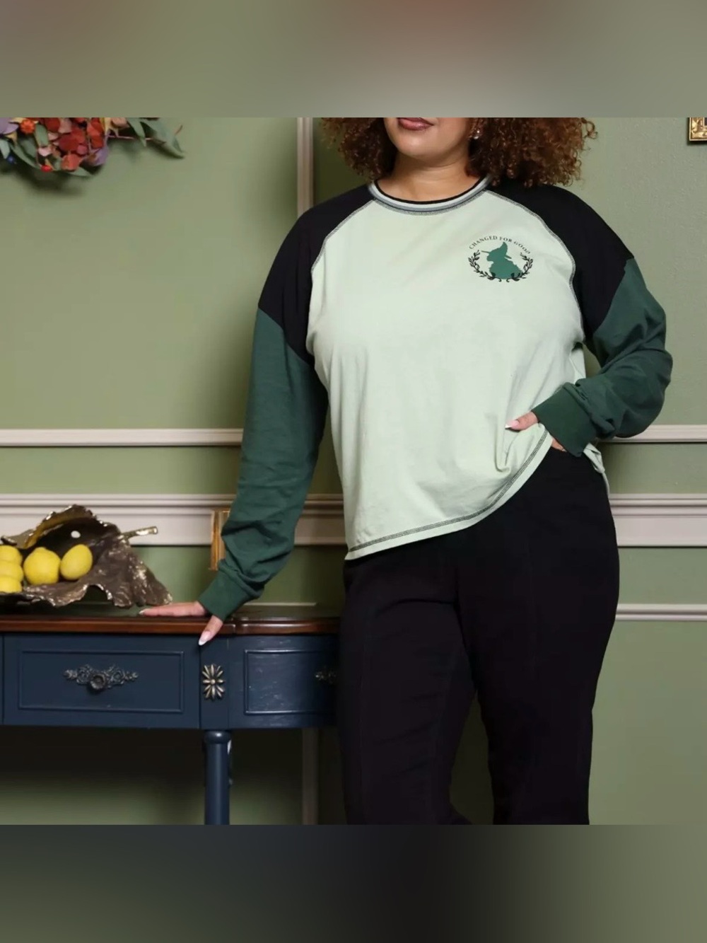 BoxLunch Wicked Elphaba Raglan Long Sleeve T-Shirt Womens XL Witchy Musical